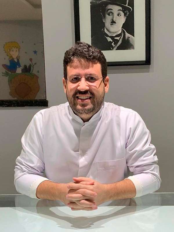 Dr. Rennan Oliveira dos Santos