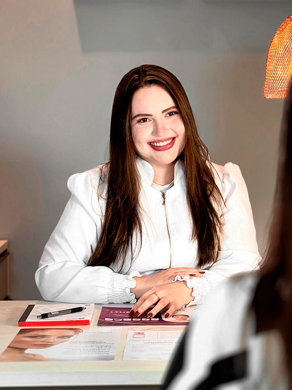 Dra. Vitoria da Costa Moreira
